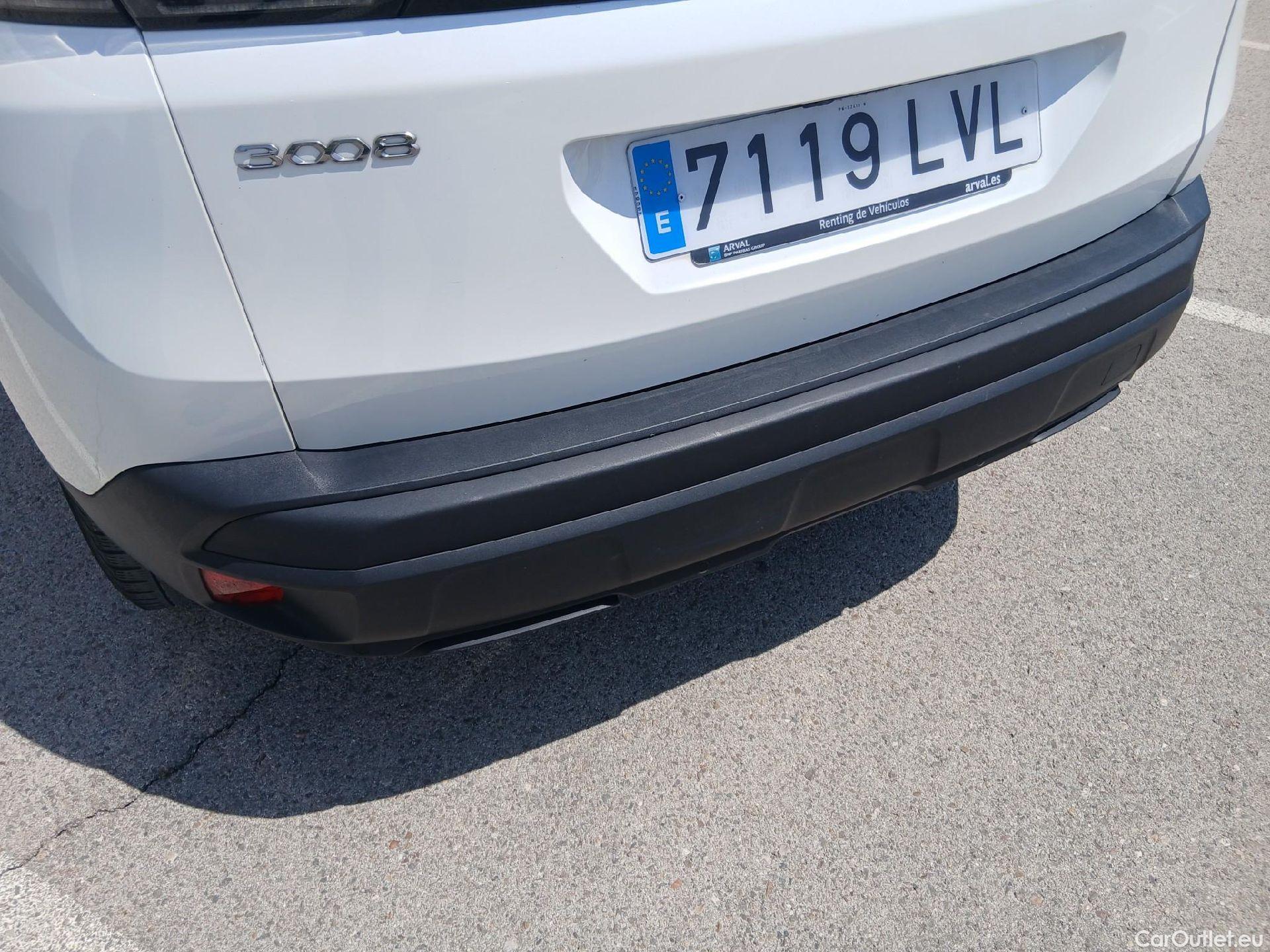  Peugeot  3008 PEUGEOT  / 2020 / 5P / todoterreno 1.5 BlueHDi 96kW S&S Active Pack EAT8 #18