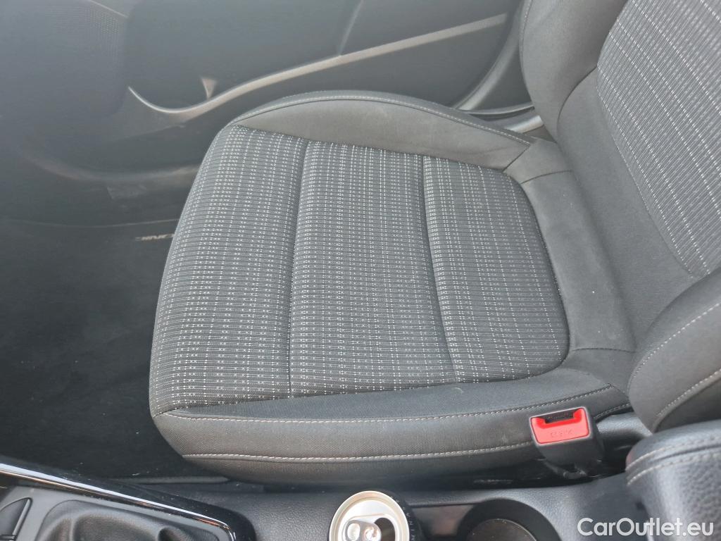  KIA  STONIC KIA  / 2017 / 5P / todoterreno 1.0 T-GDi 88kW (120CV) MHEV iMT Drive #10