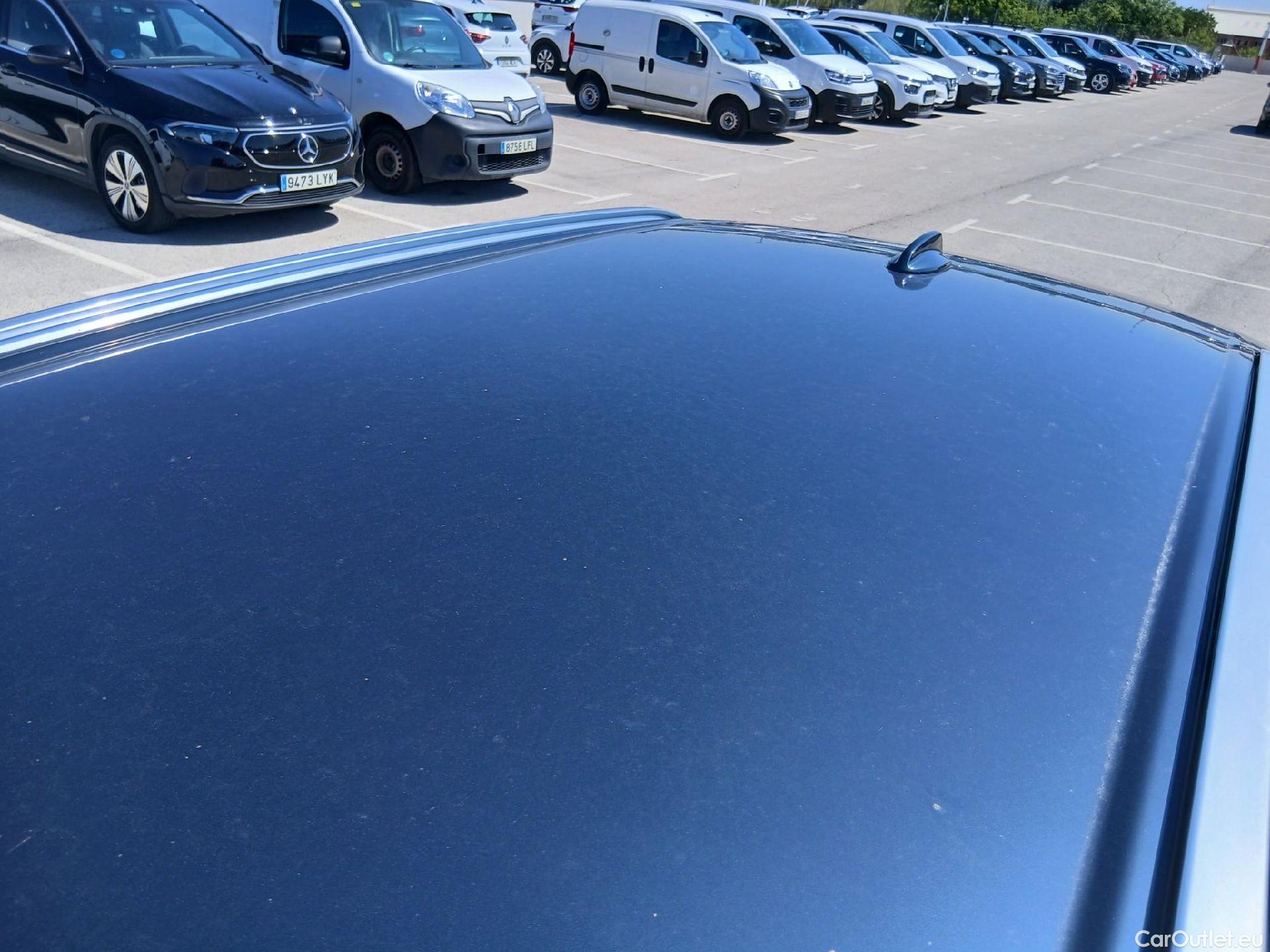  Volvo  XC60 VOLVO  / 2017 / 5P / todoterreno 2.0 B4 D Momentum Pro Auto #11