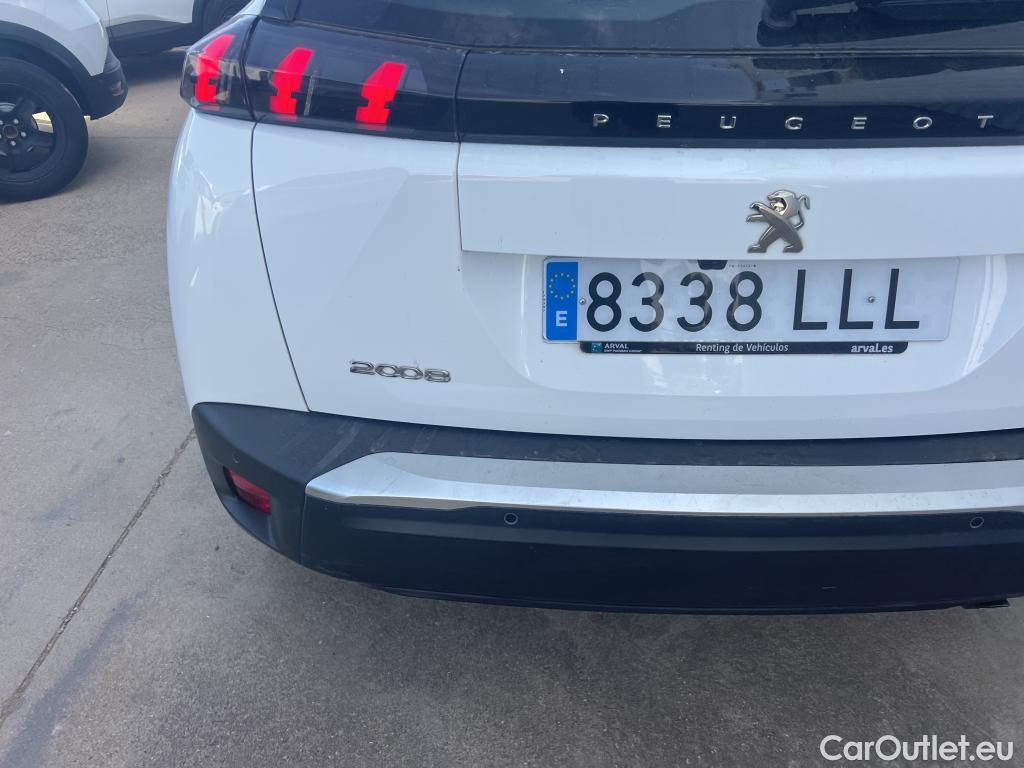  Peugeot  2008 PEUGEOT  / 2019 / 5P / todoterreno Allure BlueHDI 100 S&S BVM6 (AC) #3