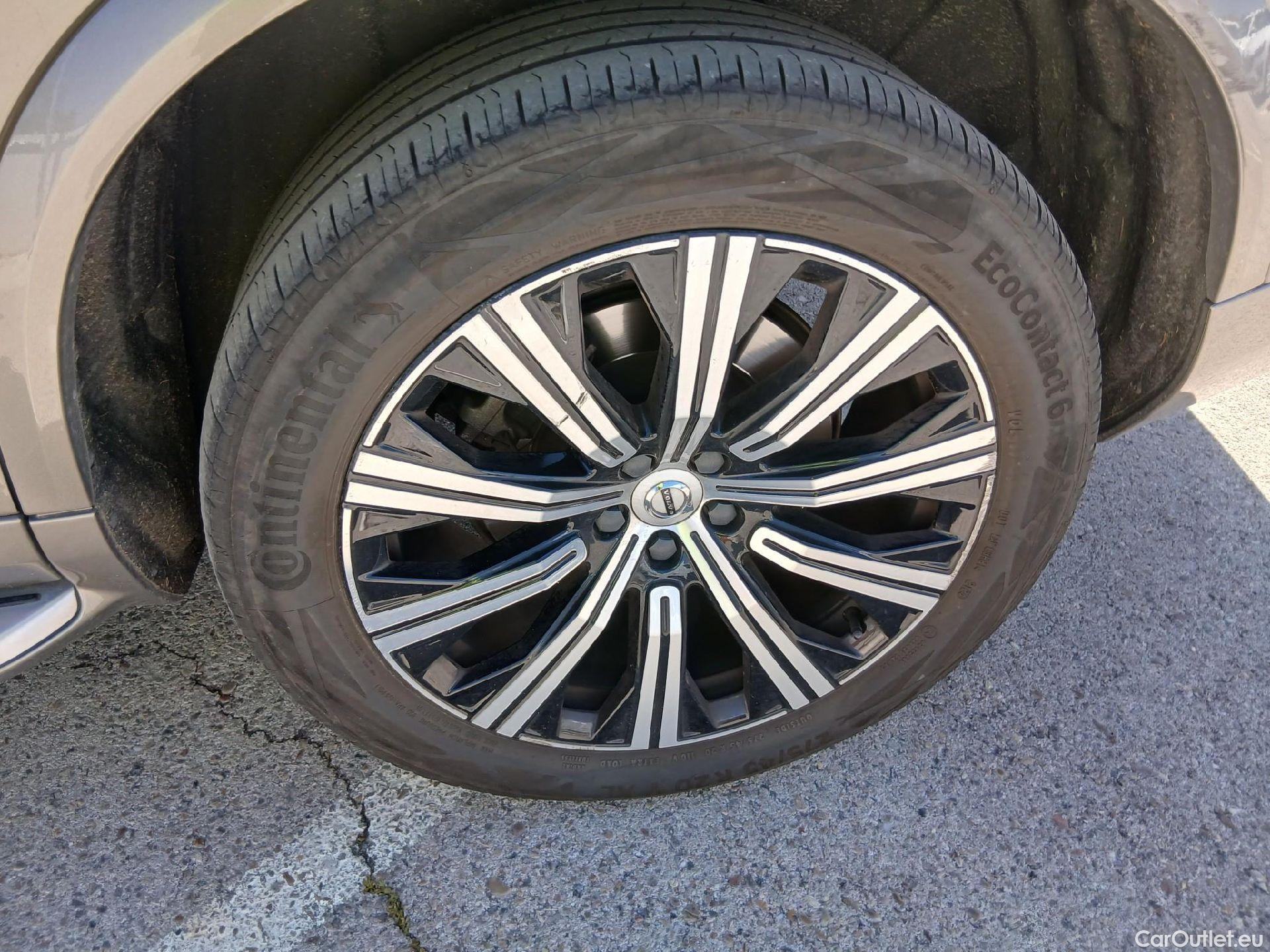  Volvo  XC90 VOLVO  / 2019 / 5P / todoterreno 2.0 T8 AWD Recharge Inscription Auto #23