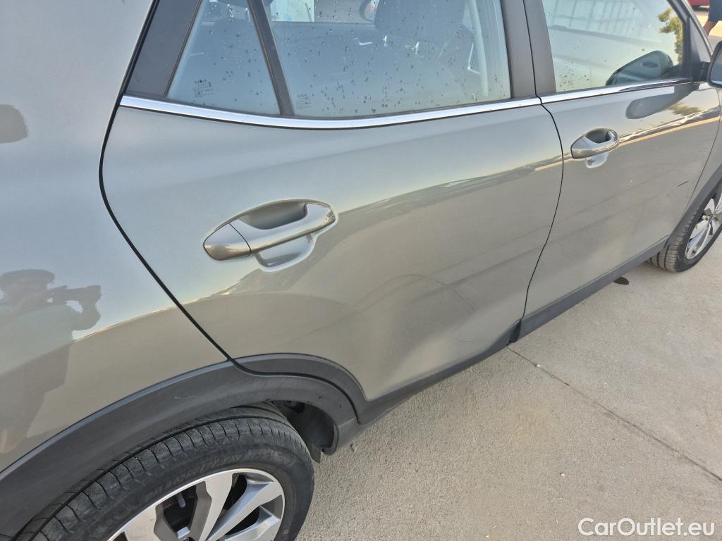 KIA  STONIC KIA  / 2017 / 5P / todoterreno 1.0 T-GDi 88kW (120CV) MHEV iMT Drive #16