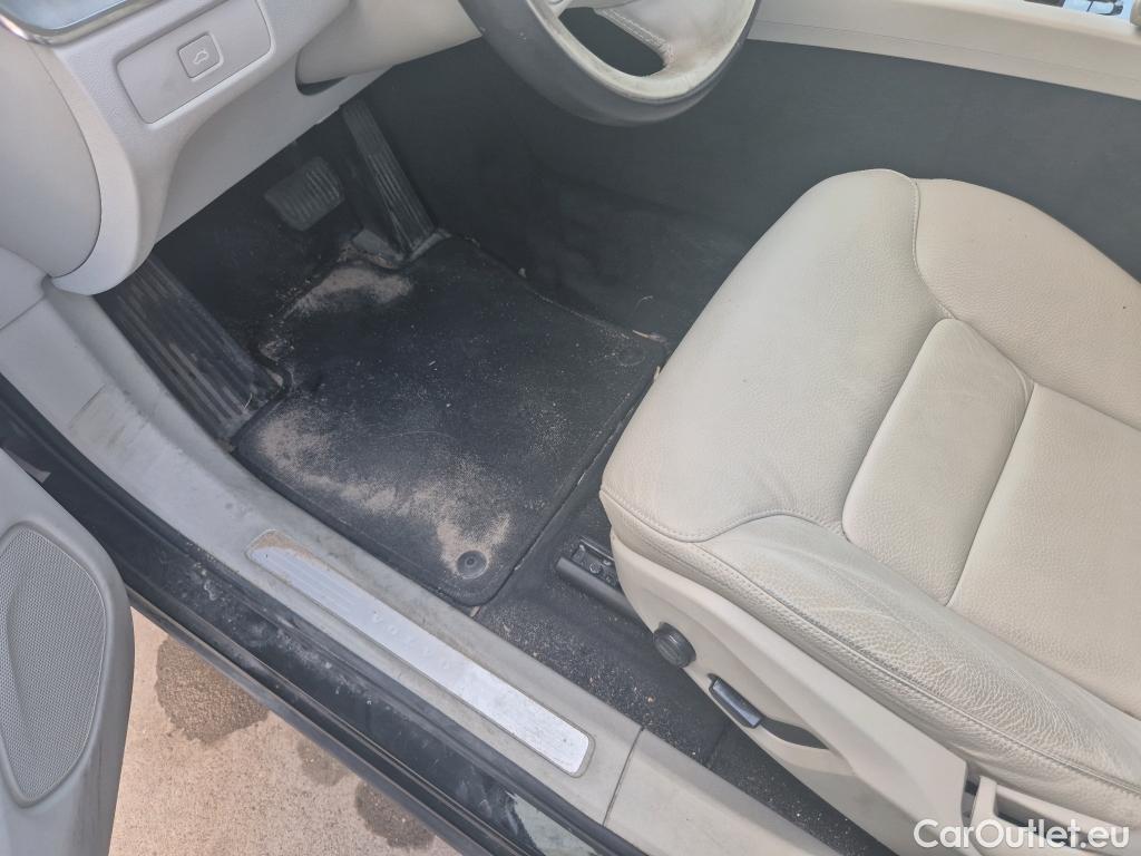  Volvo  XC60 VOLVO  / 2017 / 5P / todoterreno 2.0 B4 D Core Auto #49