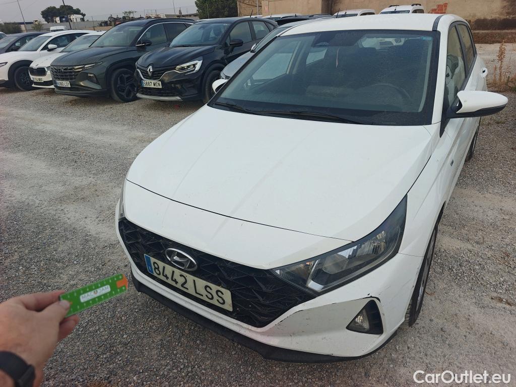  Hyundai  i20 HYUNDAI  / 2020 / 5P / berlina con portón 1.0 TGDI 74kW (100CV) 48V Essence #3