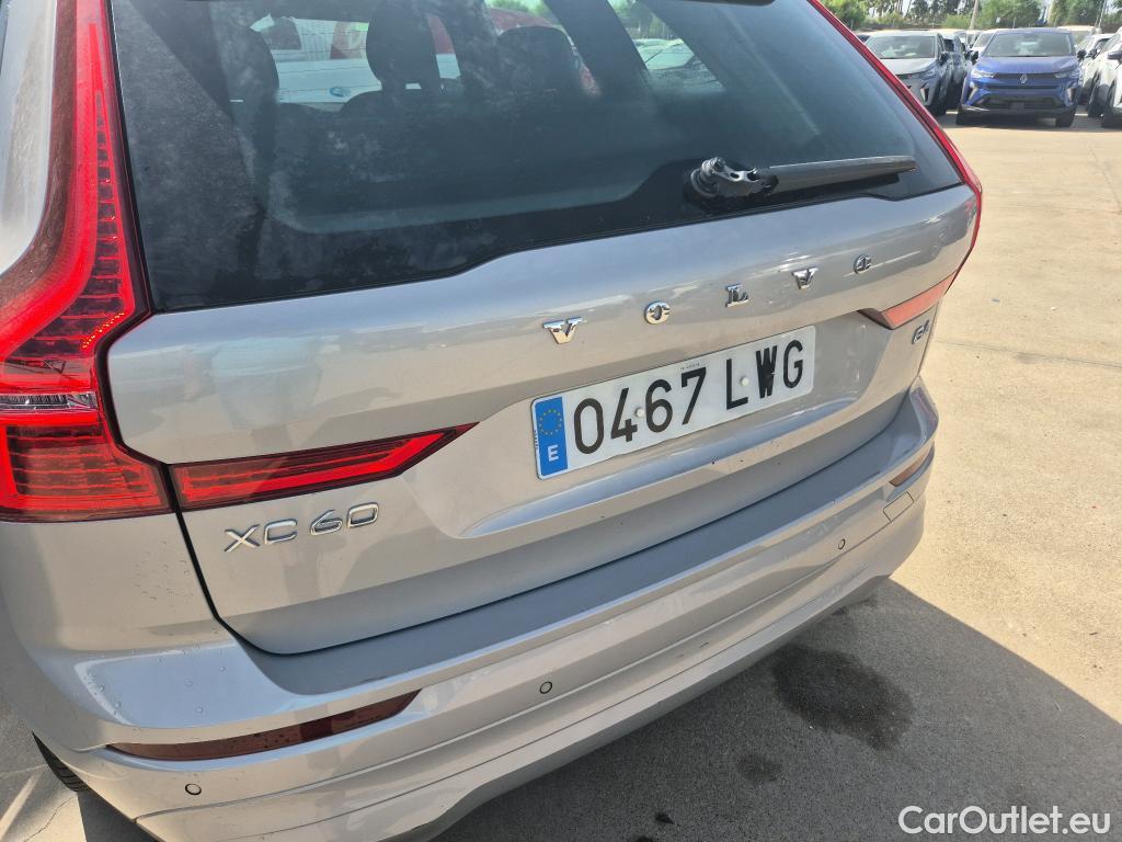  Volvo  XC60 VOLVO  / 2017 / 5P / todoterreno 2.0 B4 D Momentum Auto #23