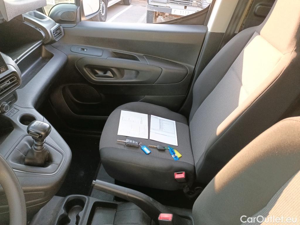  Citroen  Berlingo CITROEN  / 2018 / 3P / furgón derivado de turismo Talla M BlueHDi 100 CONTROL #24
