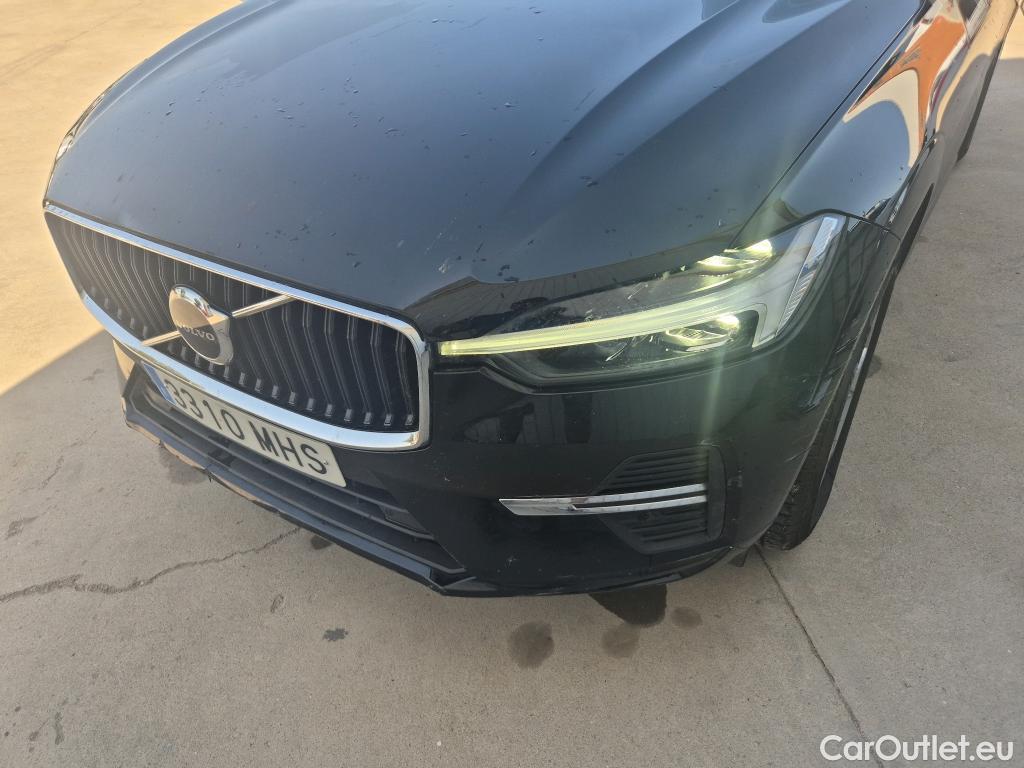 Volvo  XC60 VOLVO  / 2017 / 5P / todoterreno 2.0 B4 D Core Auto #31