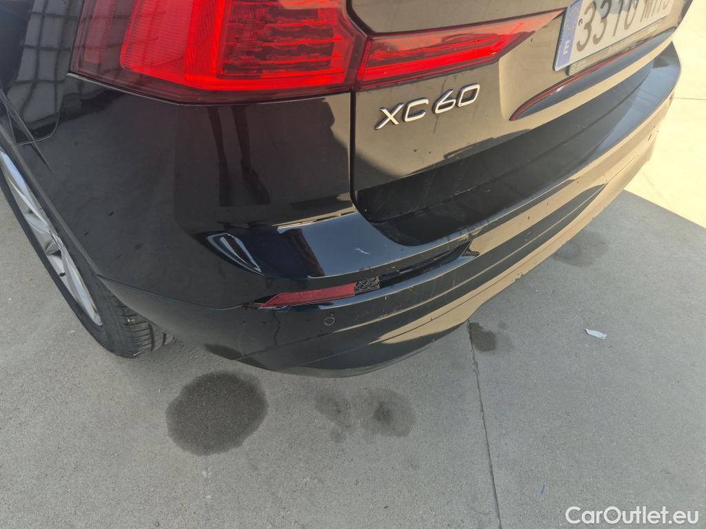 Volvo  XC60 VOLVO  / 2017 / 5P / todoterreno 2.0 B4 D Core Auto #26