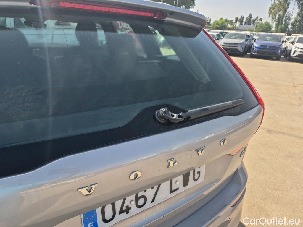 Volvo  XC60 VOLVO  / 2017 / 5P / todoterreno 2.0 B4 D Momentum Auto #15
