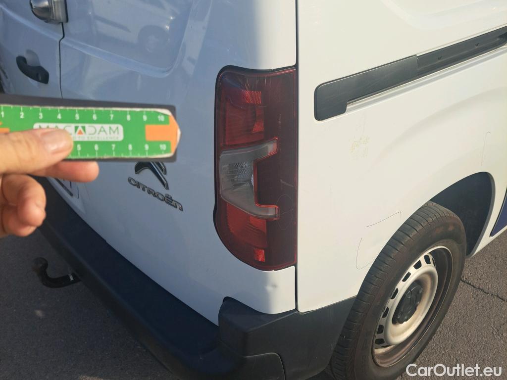  Citroen  Berlingo CITROEN  / 2018 / 3P / furgón derivado de turismo Talla M BlueHDi 100 CONTROL #12