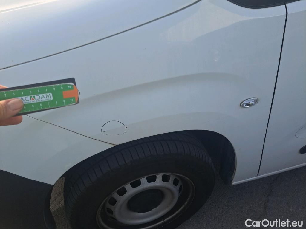  Citroen  Berlingo CITROEN  / 2018 / 3P / furgón derivado de turismo Talla M BlueHDi 100 CONTROL #26