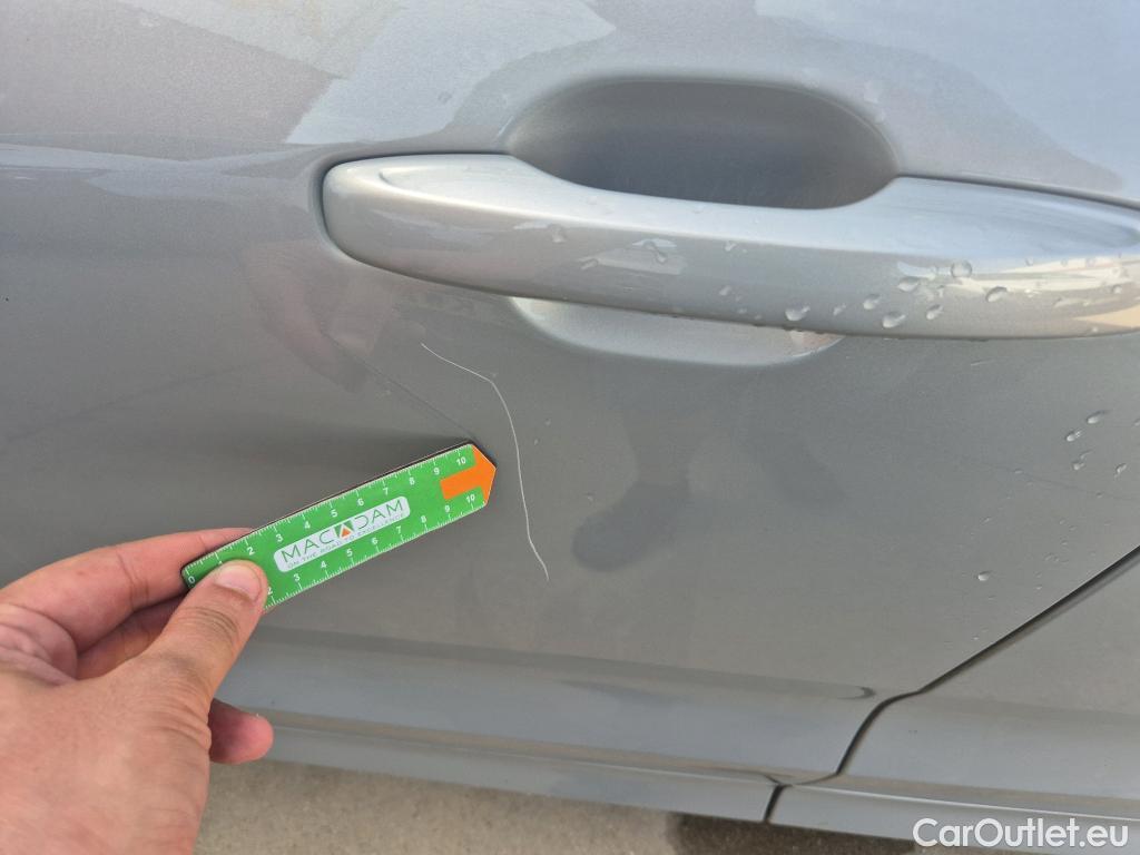 Volvo  XC60 VOLVO  / 2017 / 5P / todoterreno 2.0 B4 D Momentum Auto #2