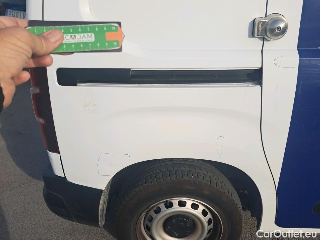  Citroen  Berlingo CITROEN  / 2018 / 3P / furgón derivado de turismo Talla M BlueHDi 100 CONTROL #1