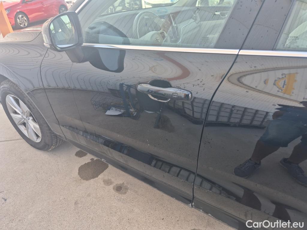  Volvo  XC60 VOLVO  / 2017 / 5P / todoterreno 2.0 B4 D Core Auto #15