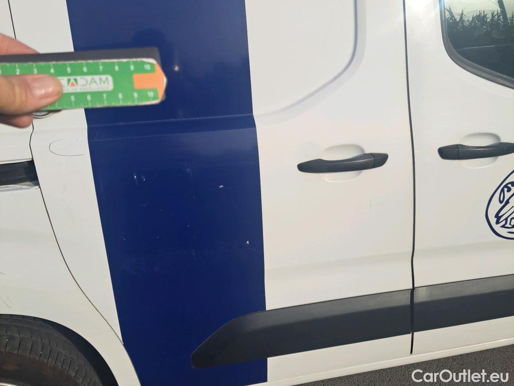 Citroen  Berlingo CITROEN  / 2018 / 3P / furgón derivado de turismo Talla M BlueHDi 100 CONTROL #28