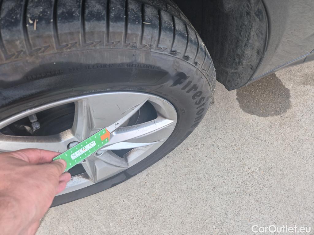  Volvo  XC60 VOLVO  / 2017 / 5P / todoterreno 2.0 B4 D Core Auto #23