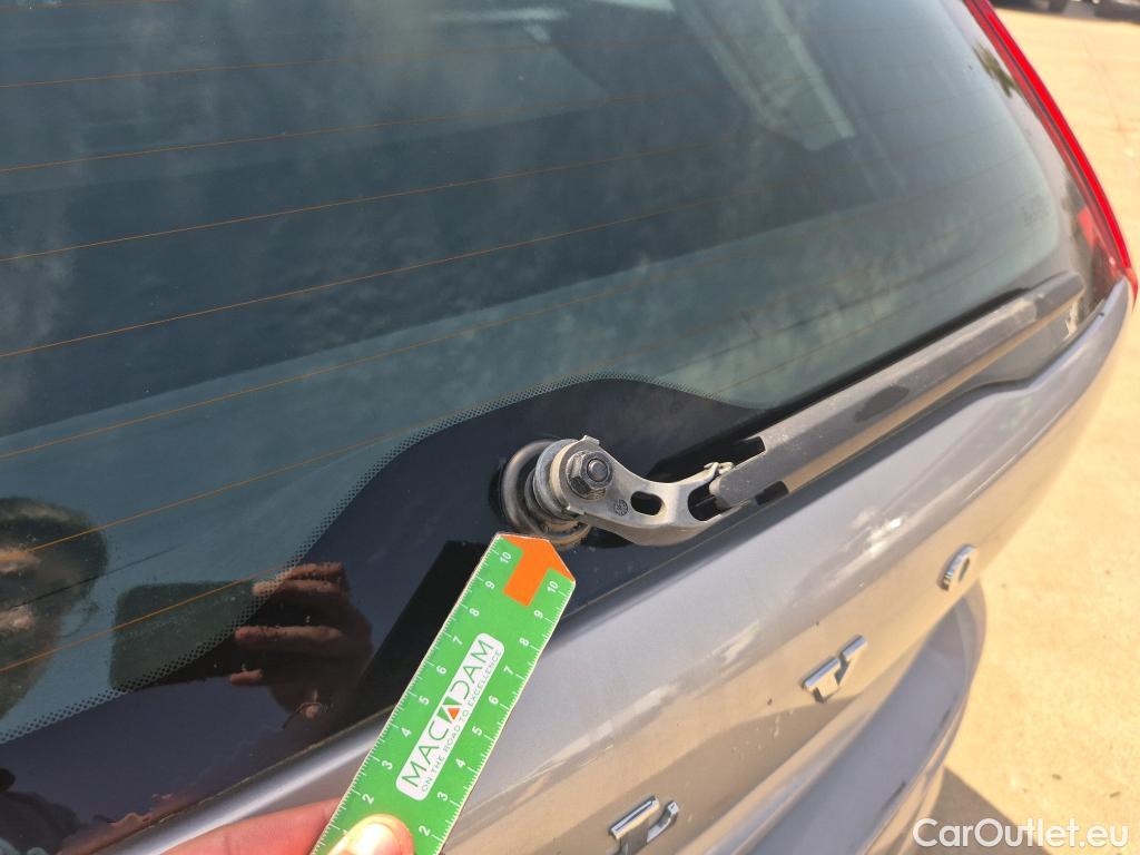  Volvo  XC60 VOLVO  / 2017 / 5P / todoterreno 2.0 B4 D Momentum Auto #16