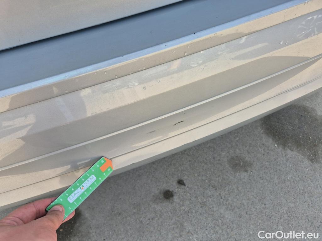  Volvo  XC60 VOLVO  / 2017 / 5P / todoterreno 2.0 B4 D Momentum Auto #14