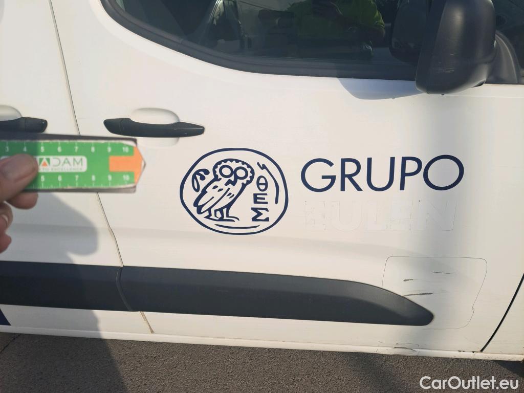  Citroen  Berlingo CITROEN  / 2018 / 3P / furgón derivado de turismo Talla M BlueHDi 100 CONTROL #37