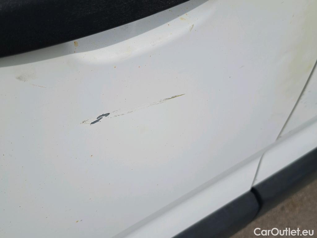  Citroen  Berlingo CITROEN  / 2018 / 4P / combi Talla M BlueHDi 100 LIVE (AC) #14