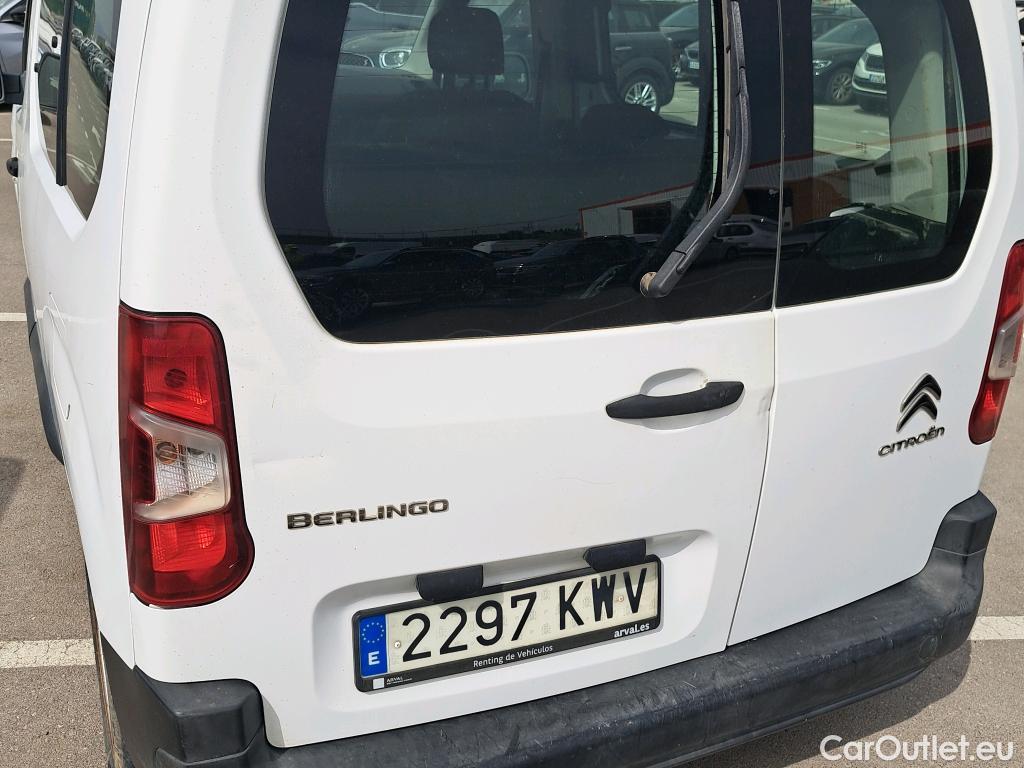  Citroen  Berlingo CITROEN  / 2018 / 4P / combi Talla M BlueHDi 100 LIVE (AC) #9
