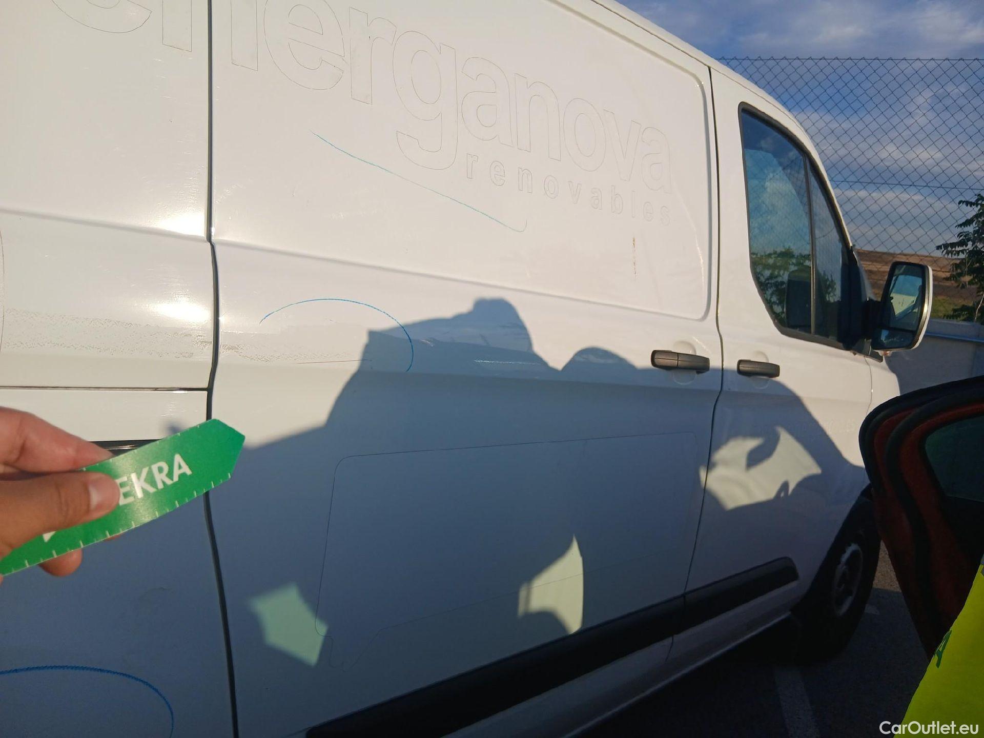  Ford  Transit FORD  Custom / 2012 / 4P / furgón Van 2.0 TDCI 96kW 280 L1 MHEV Trend #42