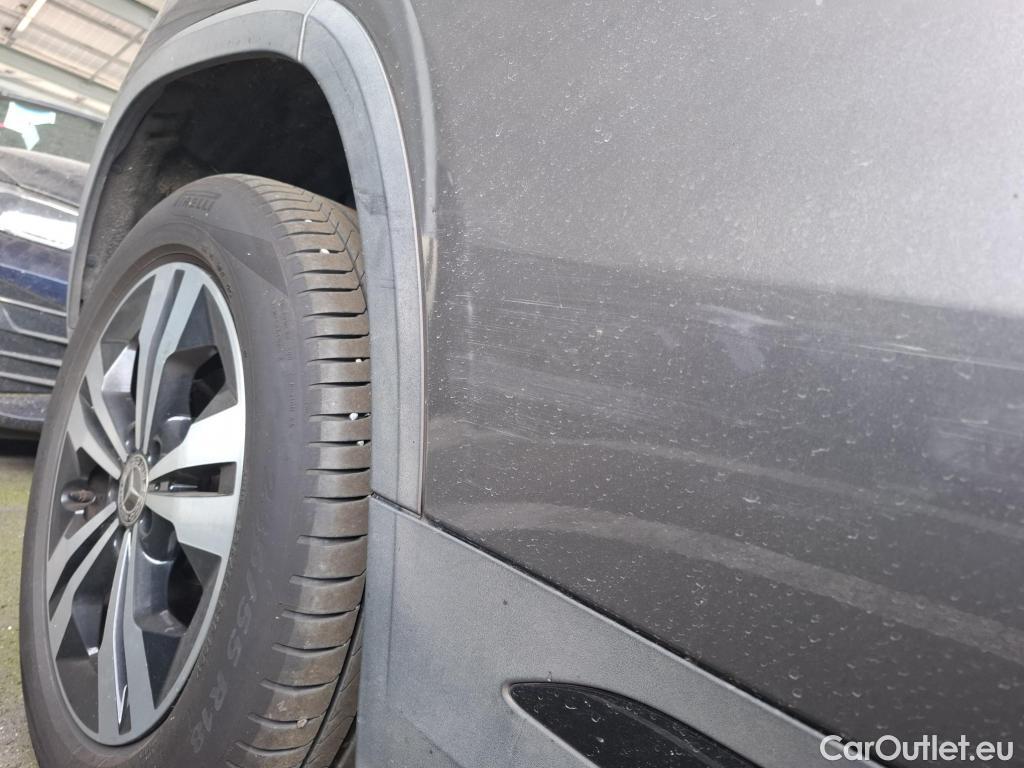  Mercedes  GLA MERCEDES-BENZ  / 2020 / 5P / SUV 2.0  200 D PROGRESSIVE LINE DCT #24