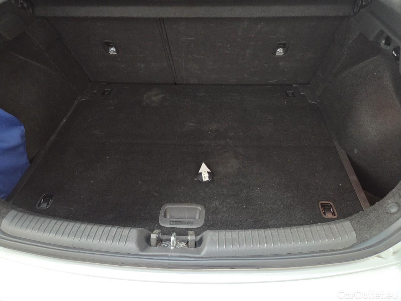  Hyundai  i30 1.5 110CP Comfort #48