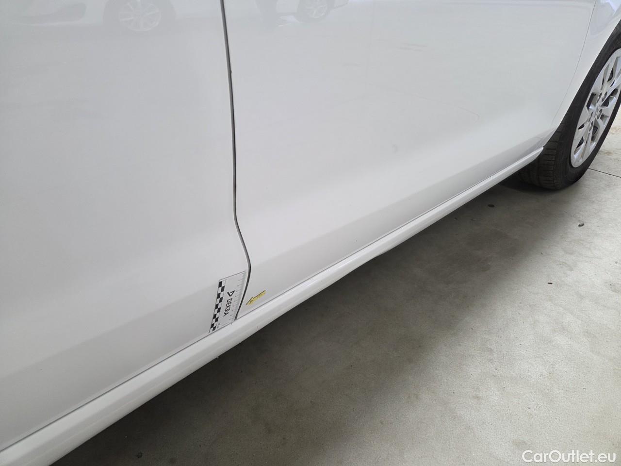  Hyundai  i30 1.5 110CP Comfort #17