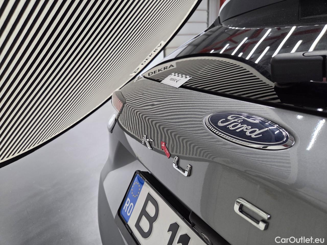  Ford  Kuga 2.5 Duratec FHEV 190CP TitaniumX CVT AWD #56