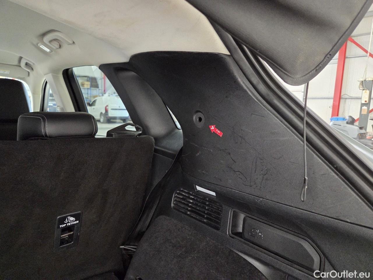  Ford  Kuga 2.5 Duratec FHEV 190CP TitaniumX CVT AWD #101
