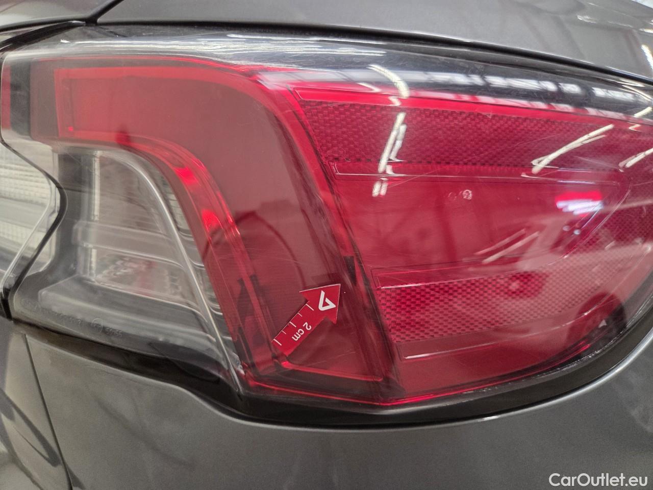  Ford  Kuga 2.5 Duratec FHEV 190CP TitaniumX CVT AWD #55