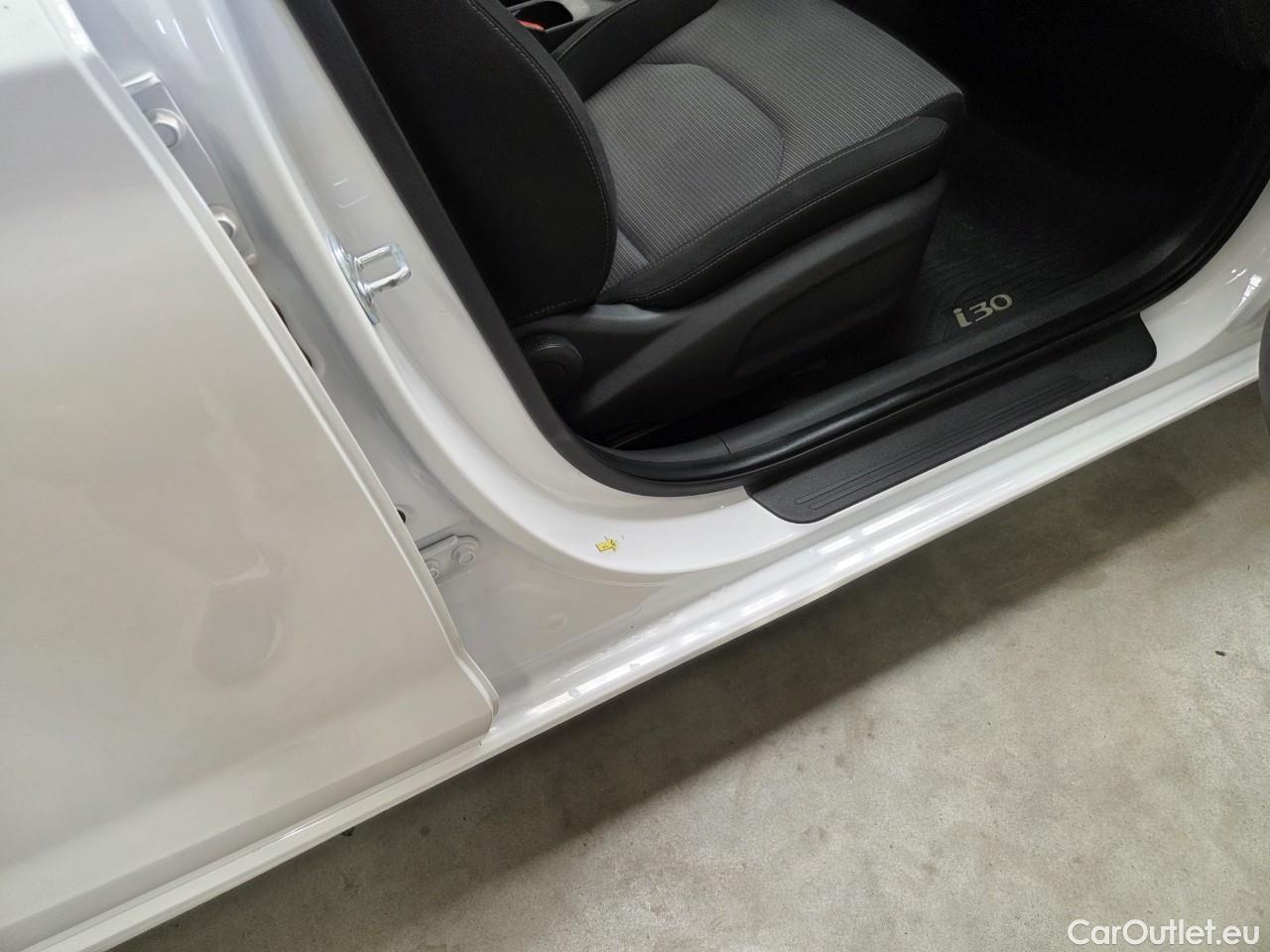  Hyundai  i30 1.5 110CP Comfort #15