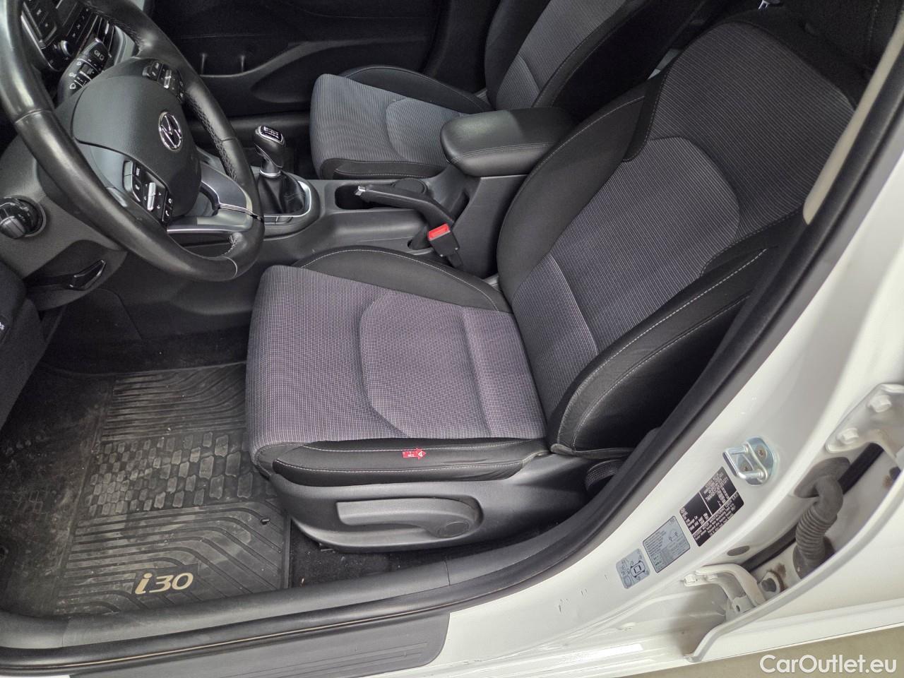  Hyundai  i30 1.5 110CP Comfort #12
