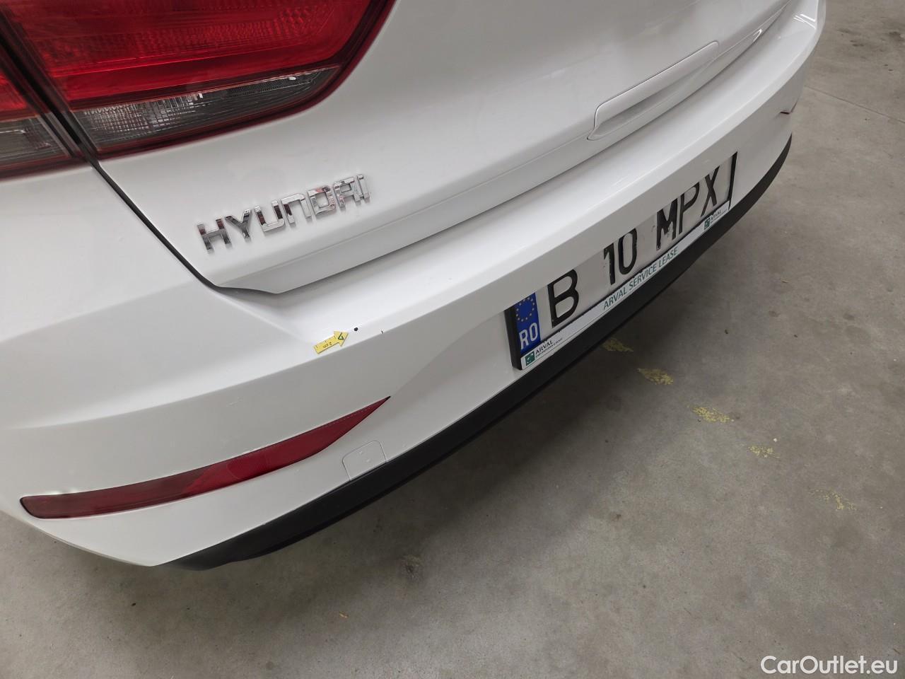 Hyundai  i30 1.5 110CP Comfort #25