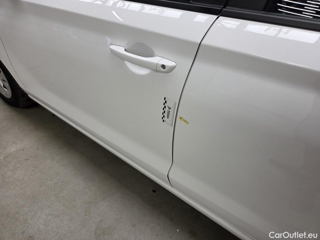  Hyundai  i30 1.5 110CP Comfort #4