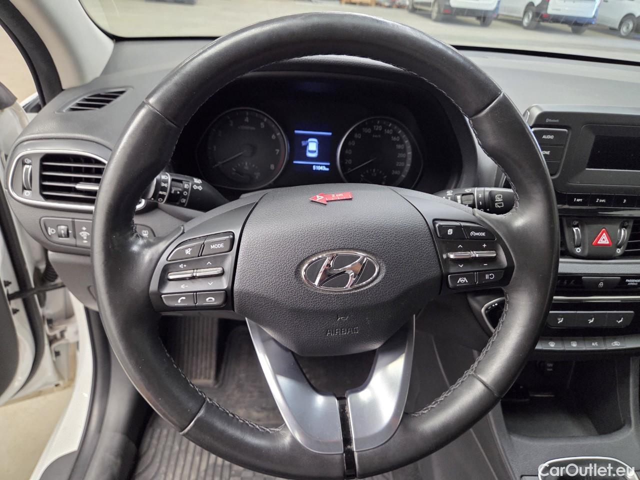  Hyundai  i30 1.5 110CP Comfort #20