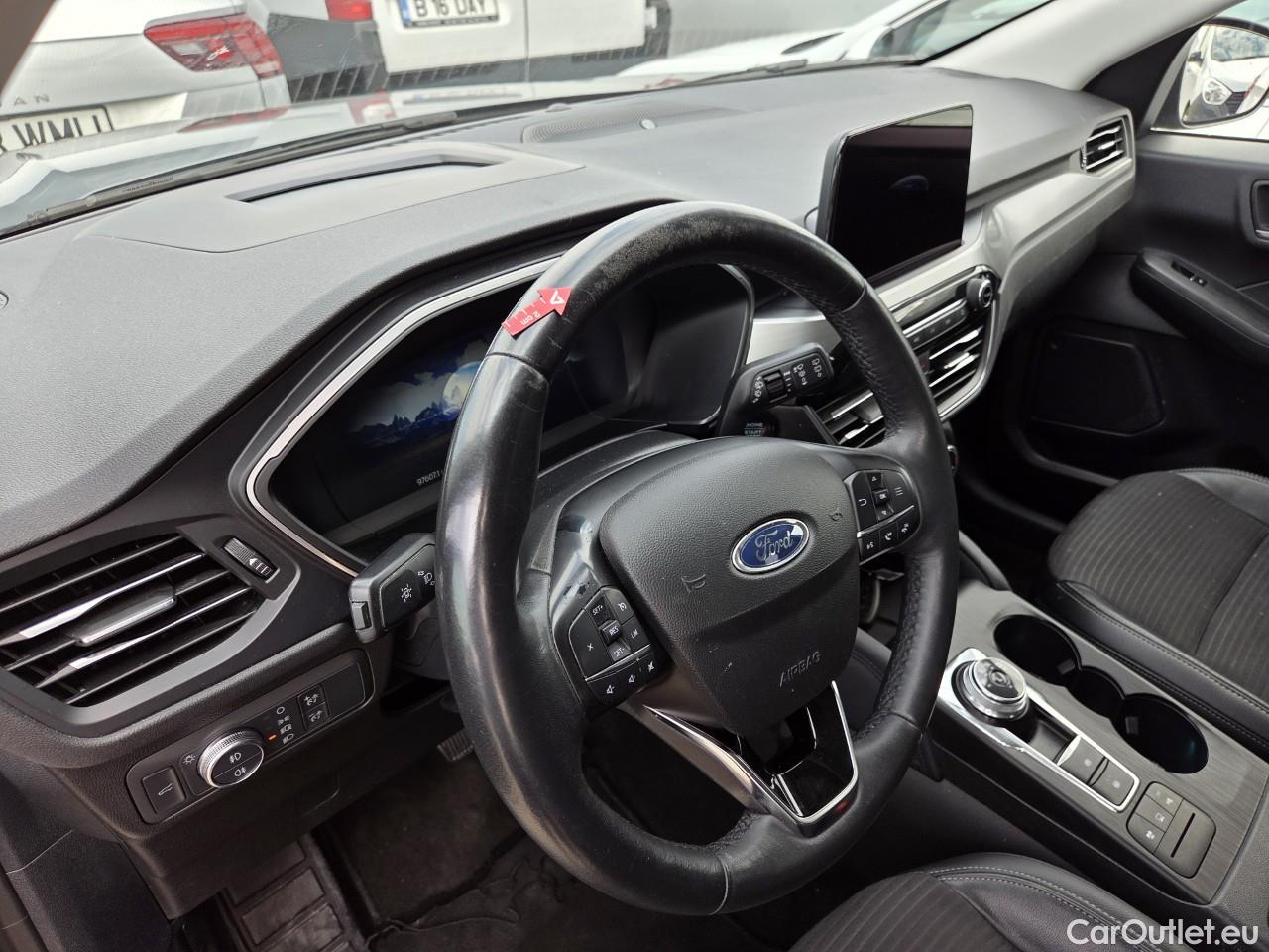  Ford  Kuga 2.5 Duratec FHEV 190CP TitaniumX CVT AWD #114