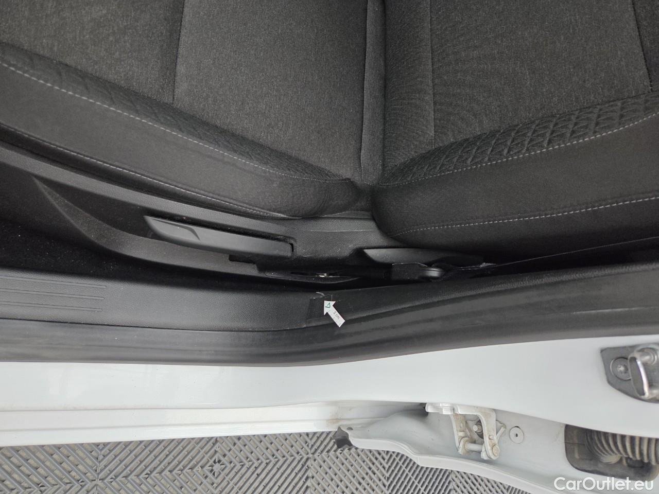  Renault  Clio 1.0 TCe 90CP Equilibre #34