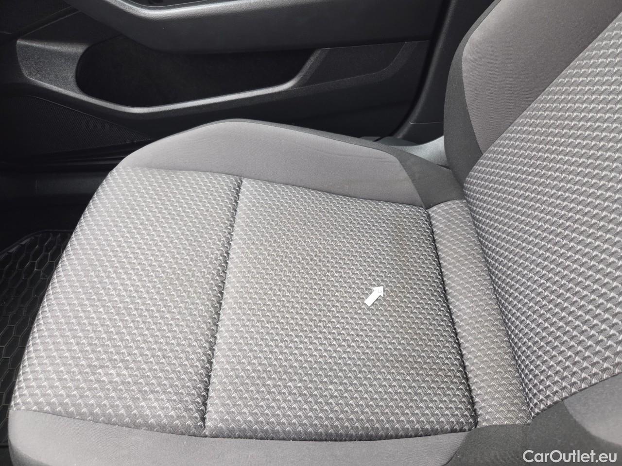  Volkswagen  Passat Trendline 1.5 TSI ACT DSG 150 CP #30