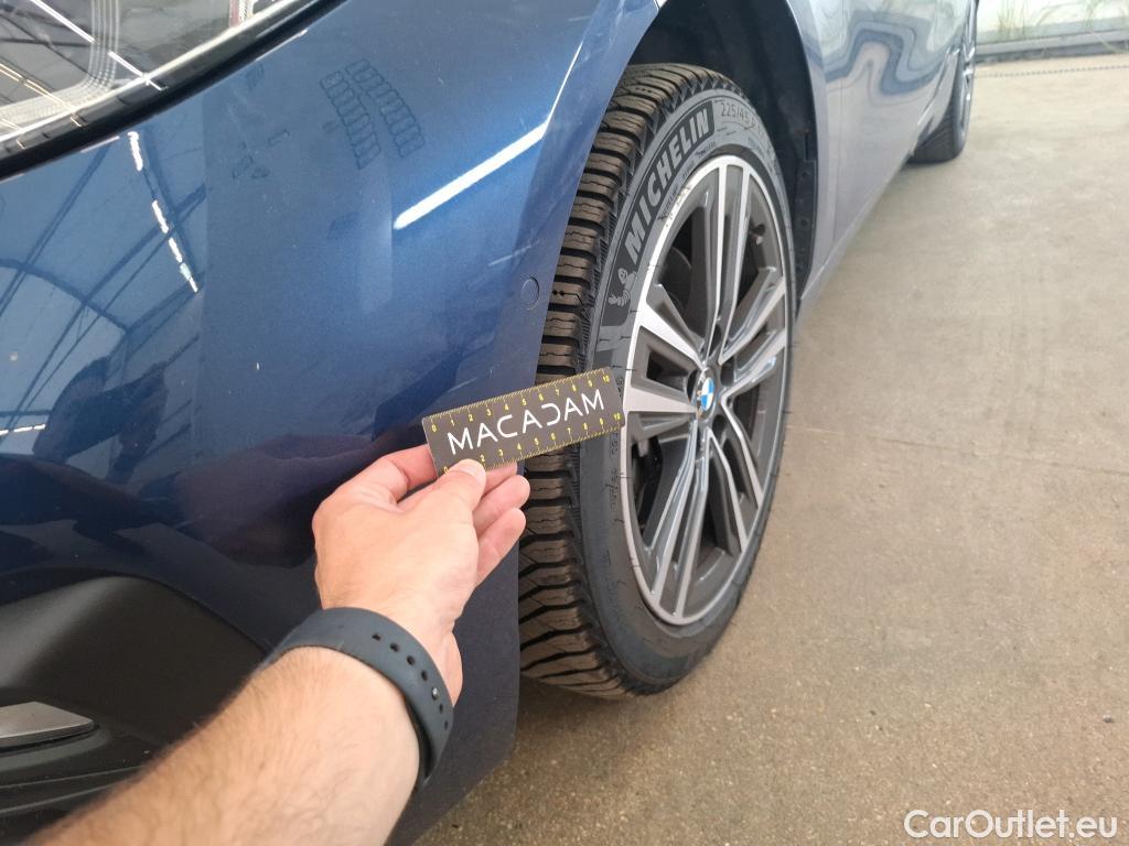  Bmw  Serie 1 Série 1 Berline 118 i Business Design 1.5 135CV BVA7 6E #9