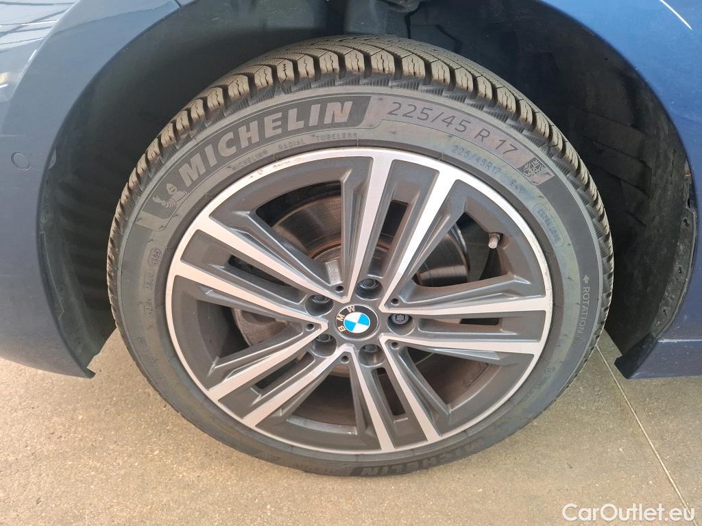  Bmw  Serie 1 Série 1 Berline 118 i Business Design 1.5 135CV BVA7 6E #11