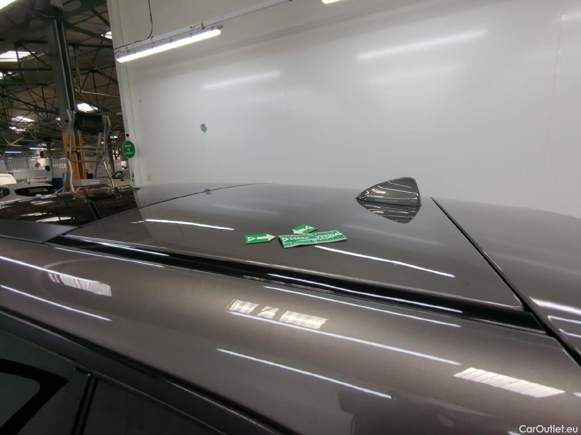  Alfa Romeo  TONALE ALFA ROMEO  / 2022 / 5P / SUV 1.3T PHEV 280 AT6 Q4 Veloce #37