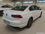  Volkswagen  Passat Volkswagen  1.5 TSI EVO 150 KM DSG Business 4d #2