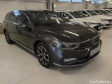  Volkswagen  Passat Volkswagen  Variant 2.0 TSI 190 KM DSG Elegance 5d #19