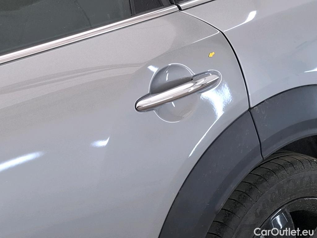  Mini  Countryman MINI  / 2020 / 5P / Crossover Cooper Essential 136 ch BVA7 #5
