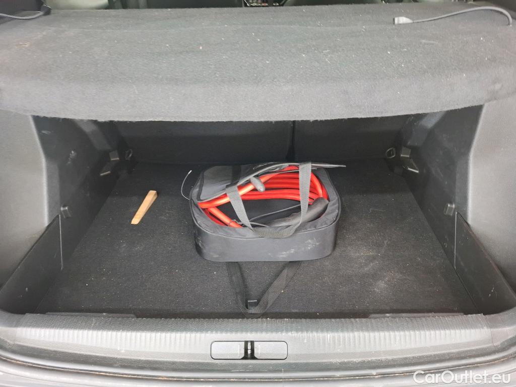 Peugeot  2008  (e-) Active Pack 50kWh BVA #18