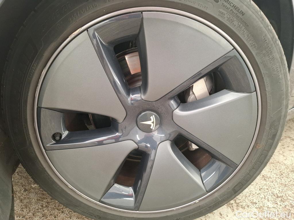  Tesla  Model 3 TESLA  / 2018 / 4P / Berline Autonomie Standard Plus RWD #35