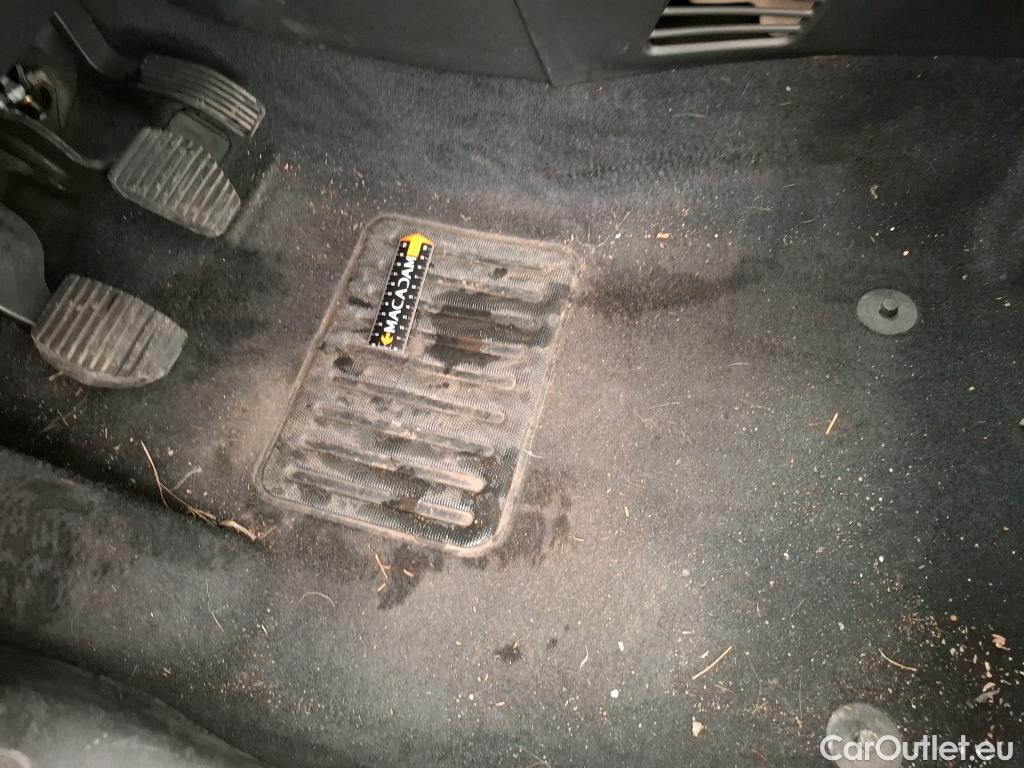  Citroen  C3 CITROEN  Société / 2020 / 5P / Berline / VU BlueHDi 100 BVM Feel Nav (Ex 879P) #5