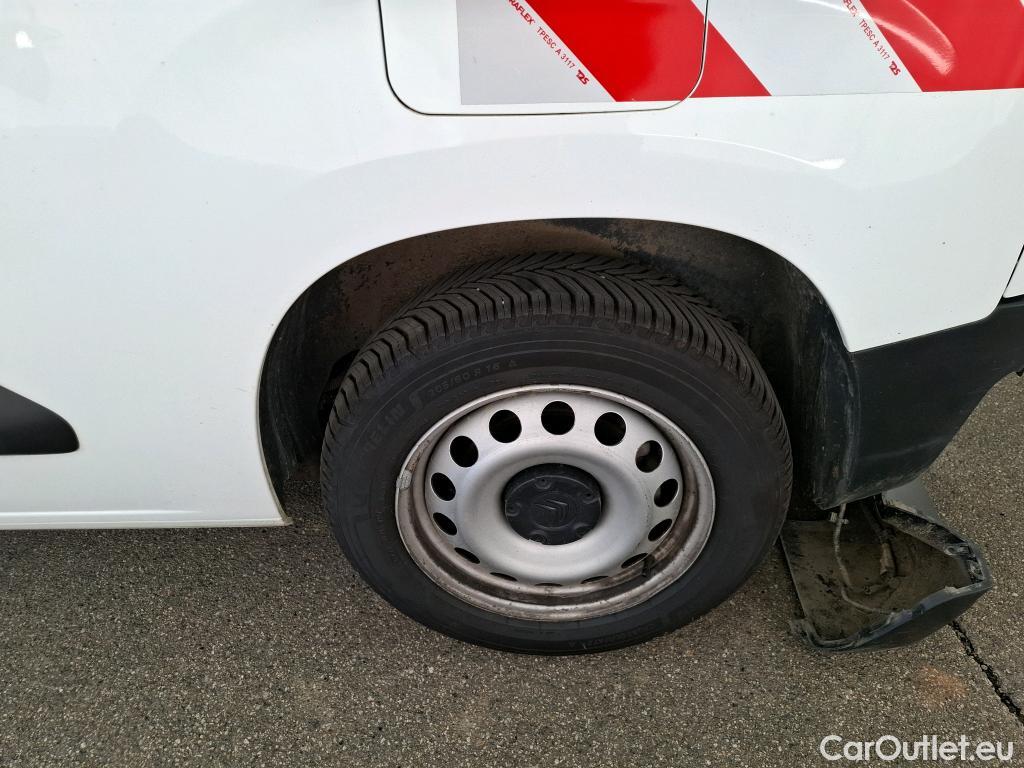  Citroen  Berlingo  Fourgon Club M 1000 1.2 PureTech 130CV BVA8 E6d #36